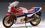 AUTOART Honda CB1100R (RD) 1983
