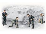 ICM German Tank Crew 19431945