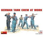 MINIART German Tank Crew at Work