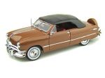 MAISTO 1950 Ford Convertible Top Up